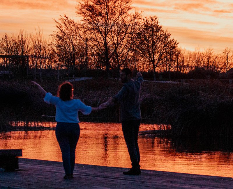 Familiares:  bodas